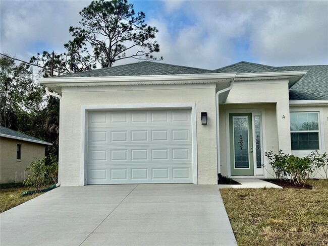 19 Columbia Ln in Palm Coast, FL - Building Photo - Building Photo