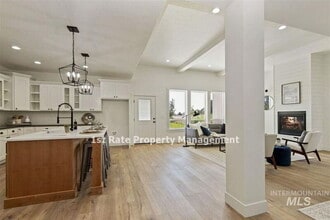 3280 S Ruffian Ln in Meridian, ID - Building Photo - Building Photo