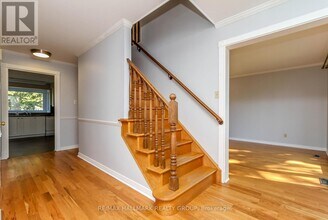 1210 Bordeau Grove in Ottawa, ON - Building Photo - Building Photo