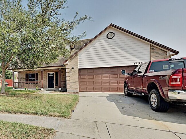 4238 Aaron Cove in Corpus Christi, TX - Building Photo - Building Photo