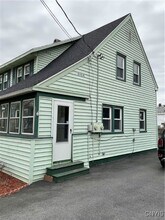 229 Francis St in Watertown, NY - Foto de edificio - Building Photo