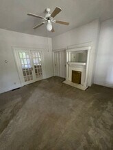 720 SE Riverside Dr, Unit A in Evansville, IN - Foto de edificio - Building Photo