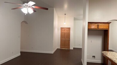8901 Krug Ct in Bakersfield, CA - Building Photo - Building Photo