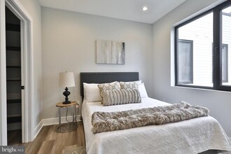 1612 Cambridge St, Unit UNIT 406 in Philadelphia, PA - Building Photo - Building Photo