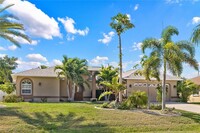 4810 SW 25th Pl in Cape Coral, FL - Foto de edificio - Building Photo