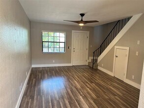 620 NE 28th St in Wilton Manors, FL - Foto de edificio - Building Photo