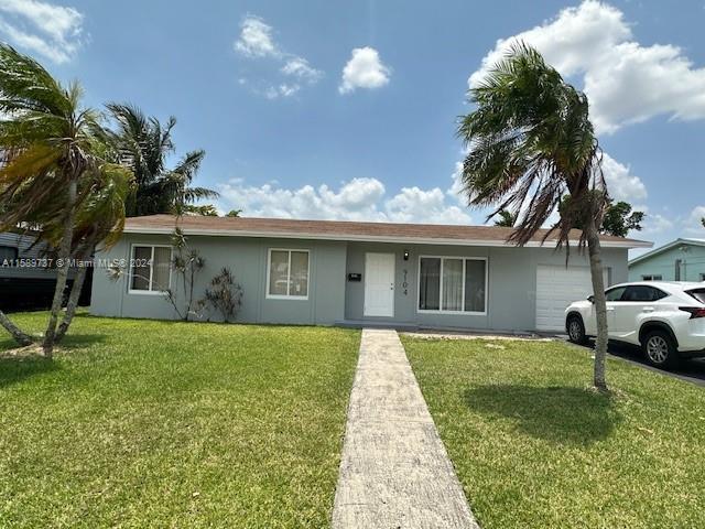 9104 SW 181st Ter in Palmetto Bay, FL - Building Photo