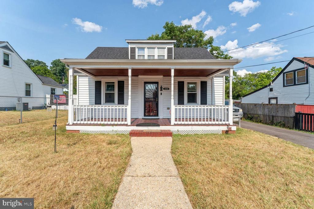 1908 Arcadia Ave in Capitol Heights, MD - Building Photo