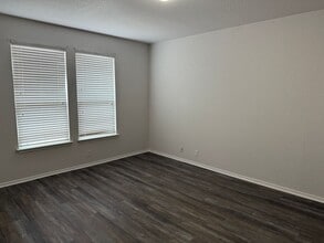 9022 Hubbard Hill in San Antonio, TX - Building Photo - Building Photo