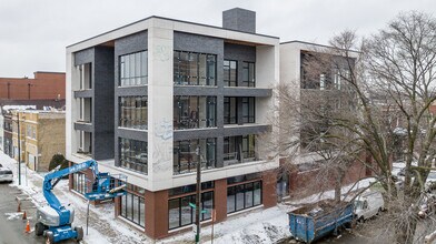 3702 W Belmont Ave in Chicago, IL - Building Photo - Building Photo