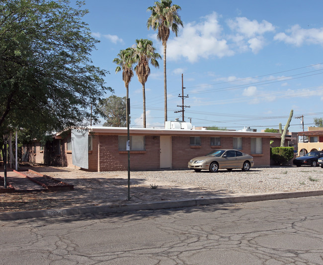 1002 E Lester St in Tucson, AZ - Building Photo - Building Photo