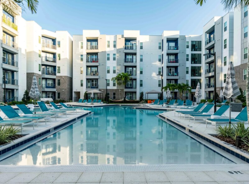 3600 E Fletcher Ave in Tampa, FL - Building Photo