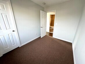 118 Lyon Pl in Lynbrook, NY - Building Photo - Building Photo