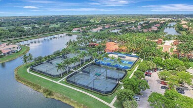 9925 Via Elegante in Wellington, FL - Building Photo - Building Photo