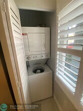 750 SW 138th Ave in Pembroke Pines, FL - Building Photo - Building Photo