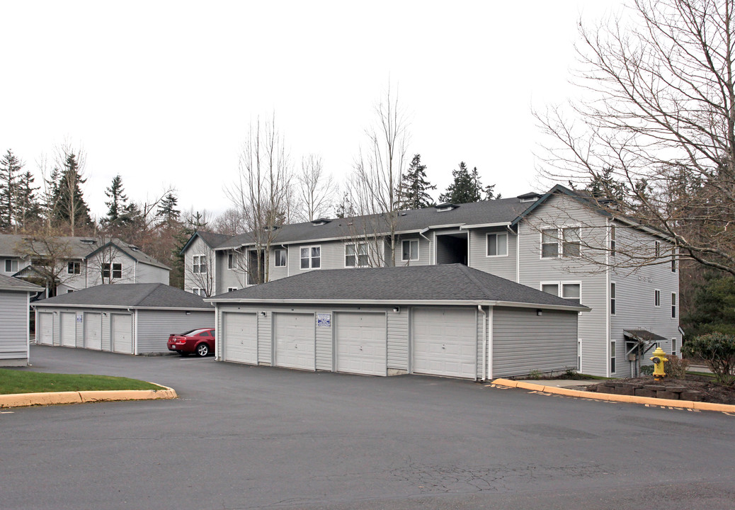 Latitude Condominiums in Federal Way, WA - Foto de edificio