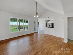4550 Briar Creek Rd in Maiden, NC - Foto de edificio - Building Photo