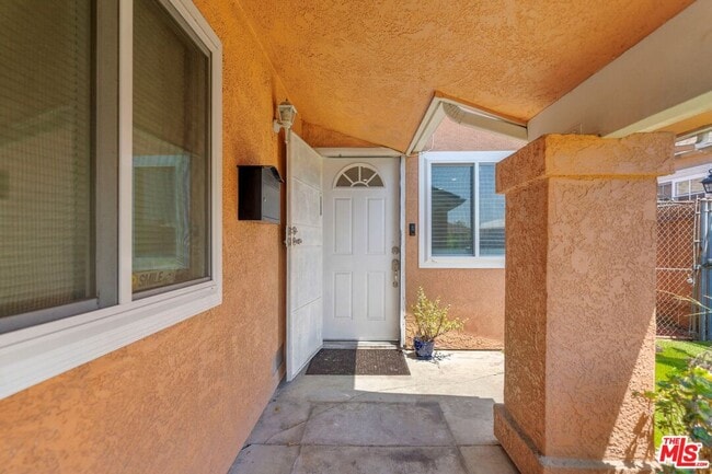 1231 W 87th St in Los Angeles, CA - Building Photo - Building Photo