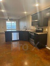 402 Carson Way in Webb City, MO - Building Photo - Building Photo