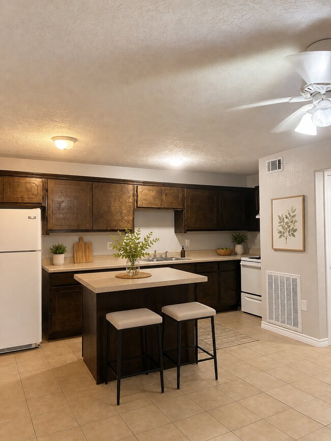 1102 Ann, Unit Apt 8