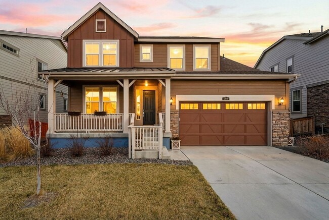 property at 798 Foxglove St