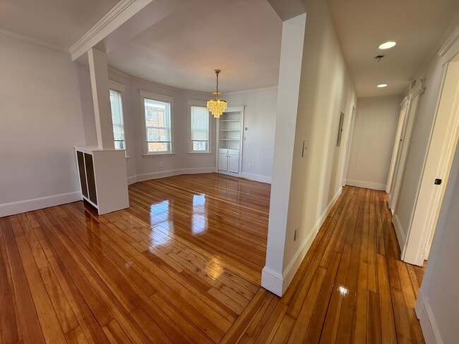 272-274-274 Belgrade Ave in Boston, MA - Building Photo - Building Photo