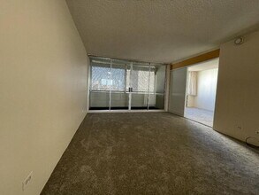 780 Amana St in Honolulu, HI - Building Photo - Building Photo