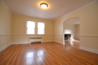 94 Undine Rd, Unit 1 in Boston, MA - Building Photo - Building Photo