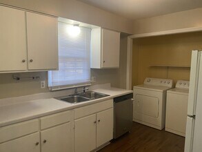 7602 Hunt Club Rd in Columbia, SC - Building Photo - Building Photo