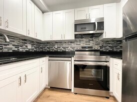 5 Wood St in Cambridge, MA - Building Photo