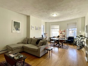 550 Tremont St, Unit 3 in Boston, MA - Building Photo - Building Photo