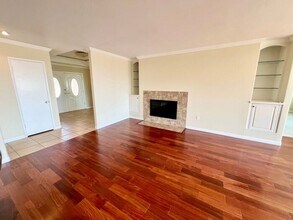 6082 Madra Ave in San Diego, CA - Building Photo - Building Photo