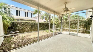 2171 Tigris Dr in West Palm Beach, FL - Building Photo - Building Photo