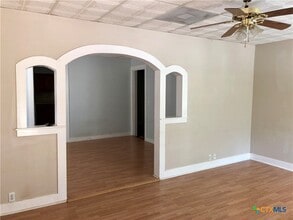 1312 Academy St in San Marcos, TX - Building Photo - Building Photo