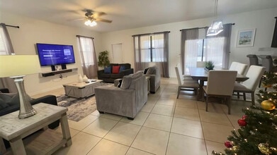 9024 Shadow Mountain St in Four Corners, FL - Building Photo - Building Photo