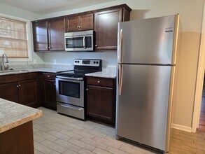 1265 Donald St in Jacksonville, FL - Building Photo - Building Photo