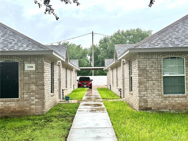 2206 Moonlight Ln in Edinburg, TX - Building Photo - Building Photo