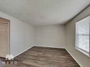 17224 E Ford Dr in Aurora, CO - Building Photo - Building Photo