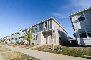 5533 Topwater Trl in Fort Worth, TX - Building Photo