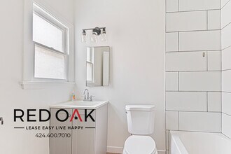 852 N Oxford Ave in Los Angeles, CA - Foto de edificio - Building Photo