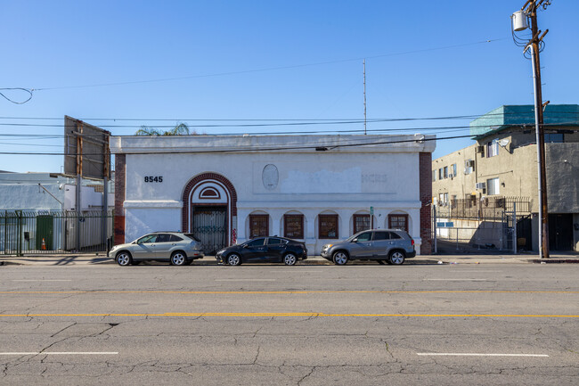 My Angel in North Hills, CA - Foto de edificio - Building Photo