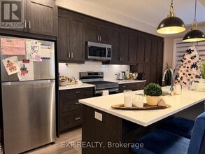 143 Elgin St N in Cambridge, ON - Building Photo - Building Photo