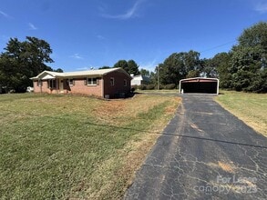 4336 E Maiden Rd in Maiden, NC - Building Photo - Building Photo