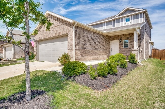 14149 Danesdale Dr in Pilot Point, TX - Foto de edificio - Building Photo