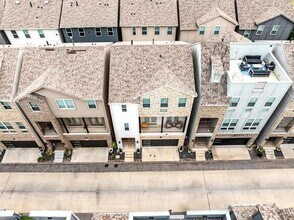 2624 El Camino Ln in Dallas, TX - Building Photo - Building Photo