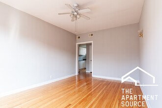 561 W Aldine Ave, Unit 3N in Chicago, IL - Building Photo - Building Photo