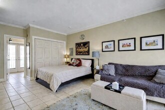 221 Lexington Ave, Unit 317 in San Antonio, TX - Building Photo - Building Photo