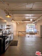 500 Molino St-Unit -113 in Los Angeles, CA - Building Photo - Building Photo