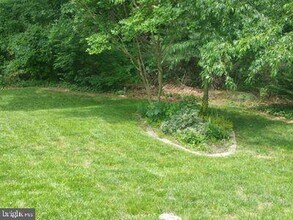 4833 Randolph Dr in Annandale, VA - Building Photo - Building Photo