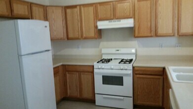 3784 Kit Fox St in Las Vegas, NV - Building Photo - Building Photo